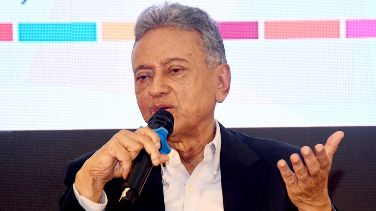 জ্বালানি সংকট কাটাতে অন্তত দুই বছর লাগবে: অর্থমন্ত্রী