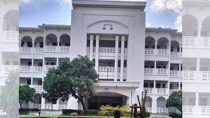 জোরপূর্বক পদত্যাগ বৈধ নয়: হাইকোর্ট