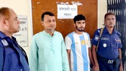 বরগুনায় জেলা যুবলীগ নেতা গ্রেপ্তার