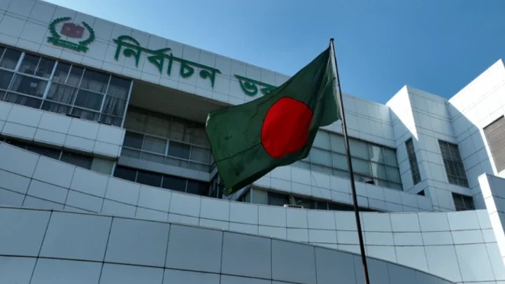 নভেম্বরের মাঝামাঝি শুরু হবে স্থানীয় সরকার নির্বাচন : ইসি মাছউদ
