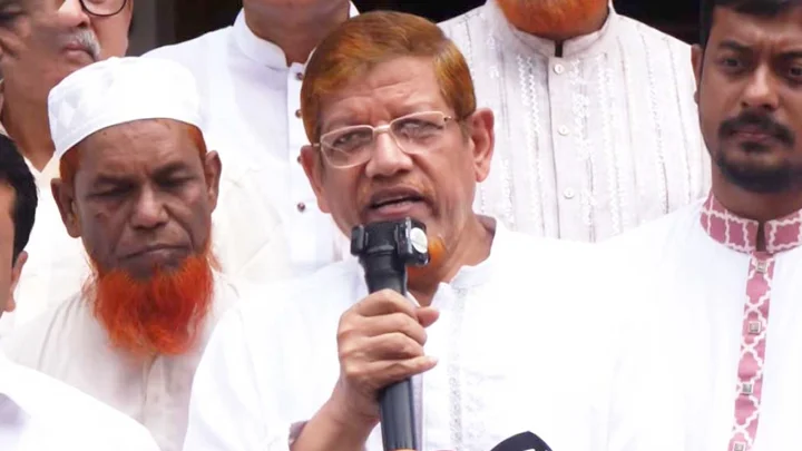 এবার ১১ দলের লংমার্চ রংপুর অভিমুখে