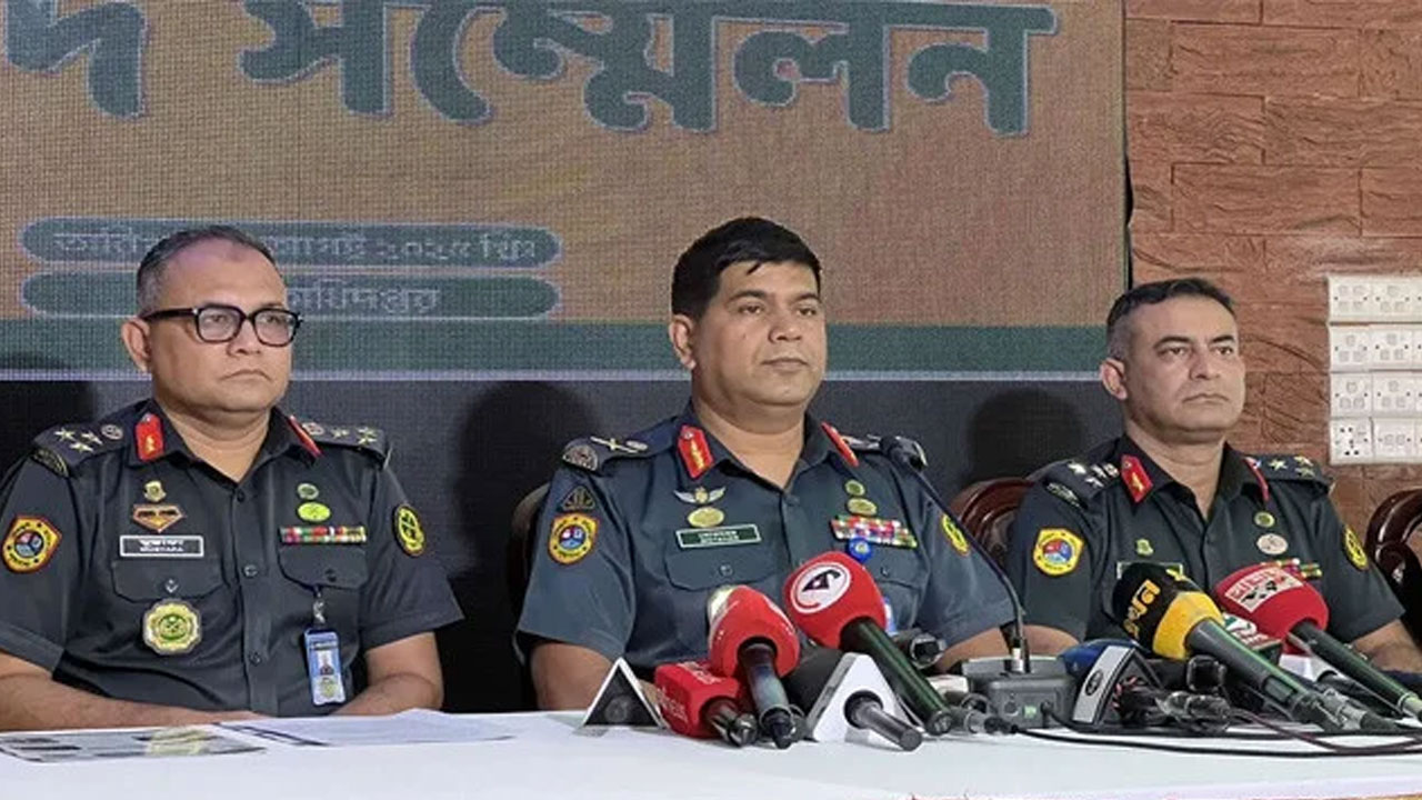 পলাতক ৬৯০ কারাবন্দি এখনো অধরা, ১৬৬ জনের হদিস নেই
