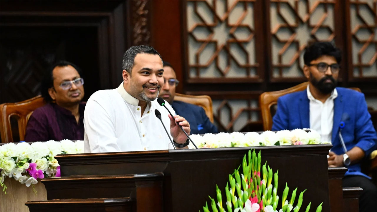 সরকারের এই পথচলা জনগণের প্রতি দায়বদ্ধতার প্রতিফলন: মাহদী আমিন