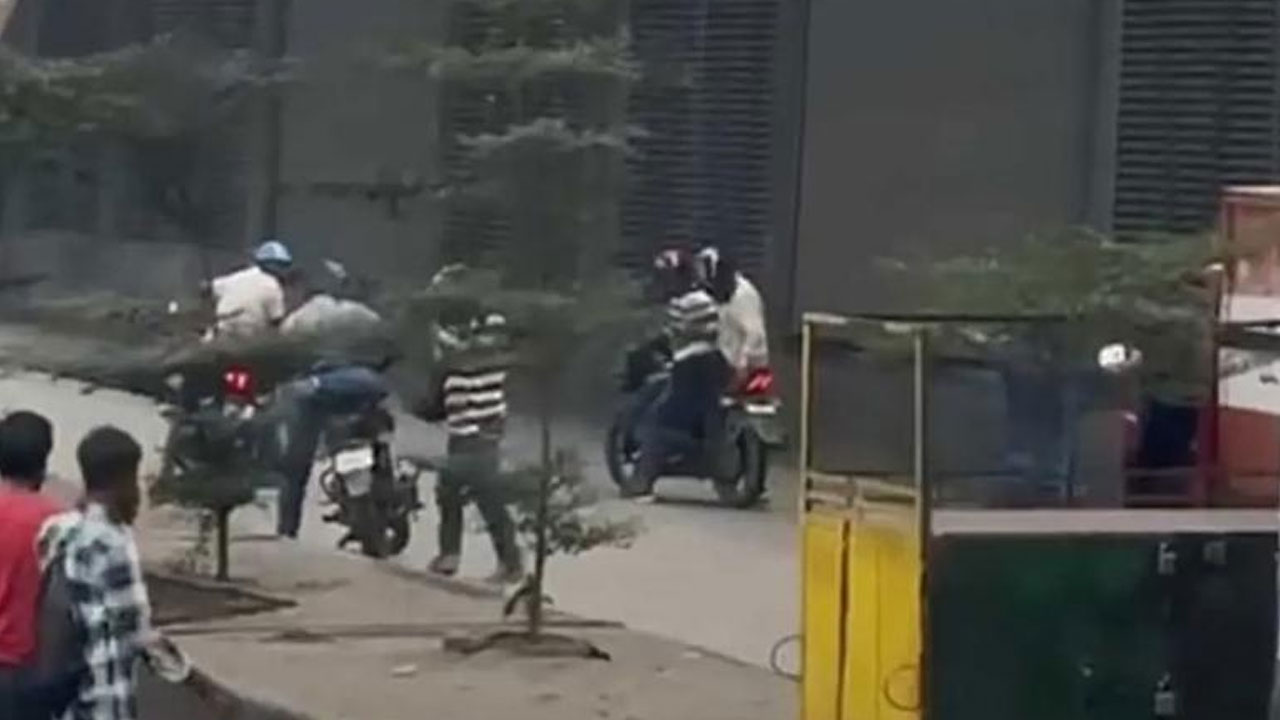 প্রধানমন্ত্রীর খালাতো ভাইয়ের কোটি টাকা ছিনতাই, উদ্ধারের চেষ্টায় ডিবি