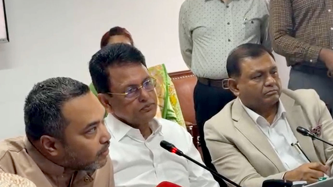 খাতা পুনঃনিরীক্ষণ নয়, পুনর্মূল্যায়নেরও সুযোগ পাবে: শিক্ষামন্ত্রী