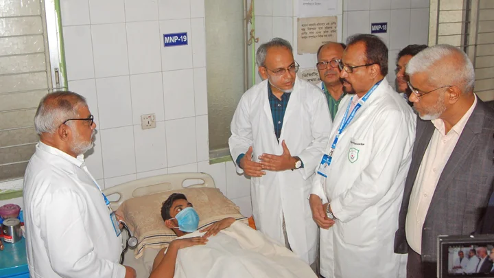 দেশে প্রথম ‘ইমোশনাল ডোনার’ কিডনি প্রতিস্থাপন বিএমইউতে