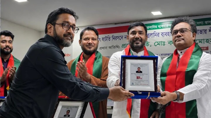 গ্রিনম্যান অ্যাওয়ার্ড পেলেন সাংবাদিক মাহমুদ সোহেল
