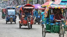 অটোরিকশার লাগাম টানতে আসছে নতুন নিয়ম