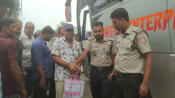 ২৬৫০ পিস ইয়াবাসহ পৌর আ.লীগ সভাপতি আটক
