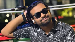 ওয়ার্ডবয় উজ্জ্বল থেকে যেভাবে আলোচনায় এলেন আয়াস