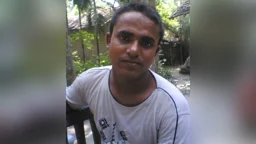 সাতক্ষীরায় দুপুরের খাবার খেয়ে ব্যবসায়ীর মৃত্যু, হাসপাতালে ৪