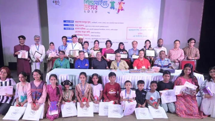 বাবুই শিশুসাহিত্য উৎসব অনুষ্ঠিত, সেরা লেখক সম্মাননা পেলেন ২৪ জন