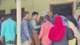 বাঘাইছড়িতে বিদ্যুৎ অফিস ঘোরাও, সমাধানের আশ্বাসে বিক্ষোভ স্থগিত