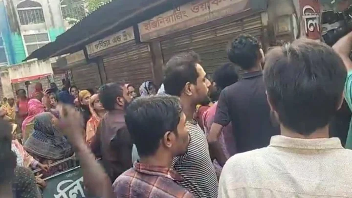 বগুড়ায় একাধিক মামলার আসামি ল্যাংড়া বকুলকে কুপিয়ে হত্যা