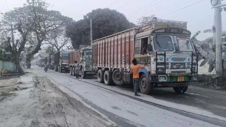 বুড়িমারী স্থলবন্দর বন্ধ থাকবে টানা ৮ দিন