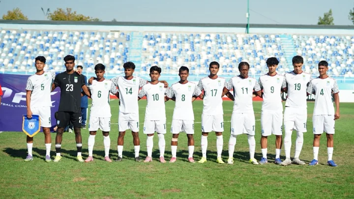 ভারতের কাছে তিন গোলে হেরে বাছাই শেষ বাংলাদেশের
