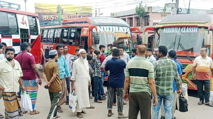 বরিশালে ধর্মঘট, ঢাকাসহ সব রুটে বাস চলাচল বন্ধ
