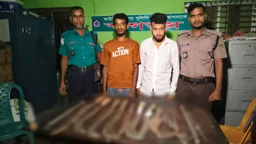 ঘেরে কিশোর গ্যাংয়ের গোপন অস্ত্রভান্ডার