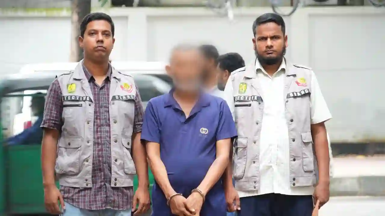 সরকারি কর্মকর্তার স্বাক্ষর জাল করে দিতেন ভুয়া নিয়োগপত্র