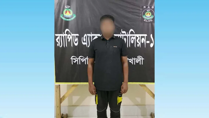 থানা থেকে লুট হওয়া অস্ত্রসহ ‘ছোট নিশান’ গ্রেপ্তার