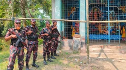 সাতক্ষীরায় ৯১ পূজামণ্ডপের নিরাপত্তায় ৩১ প্লাটুন বিজিবি