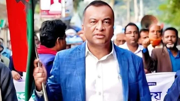 ‘ল্যাপটপগুলো ভাগাভাগি করে খেয়ে ফেললেন’ ফেসবুকে বিএনপি নেতার ক্ষোভ