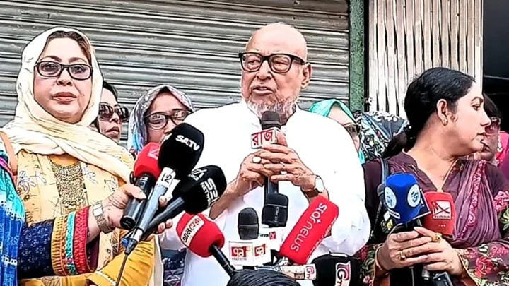 সরকারের সমালোচনার পাশাপাশি বিকল্প পরিকল্পনা দিন: নজরুল ইসলাম খান