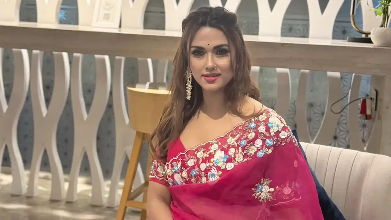 জন্মদিনে শুভেচ্ছায় ভাসছেন ববি