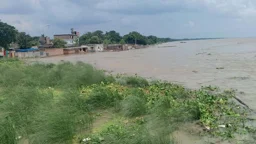 পানি কমলেও দুর্ভোগ কাটেনি চরাঞ্চলের মানুষের