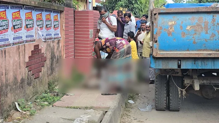 বাসার সামনে পড়ে থাকা বস্তা ঘিরে রহস্য, খুলতেই যা মিলল