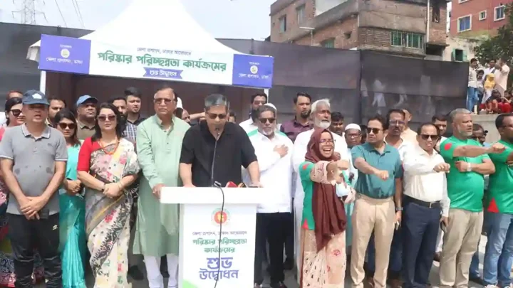 প্রধানমন্ত্রীর হস্তক্ষেপে প্রাণ ফিরছে আদি বুড়িগঙ্গা চ্যানেলে