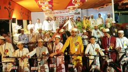জামাতে ৯০ দিন নামাজ আদায়, বাইসাইকেল উপহার পেল ৩২ শিশু-কিশোর