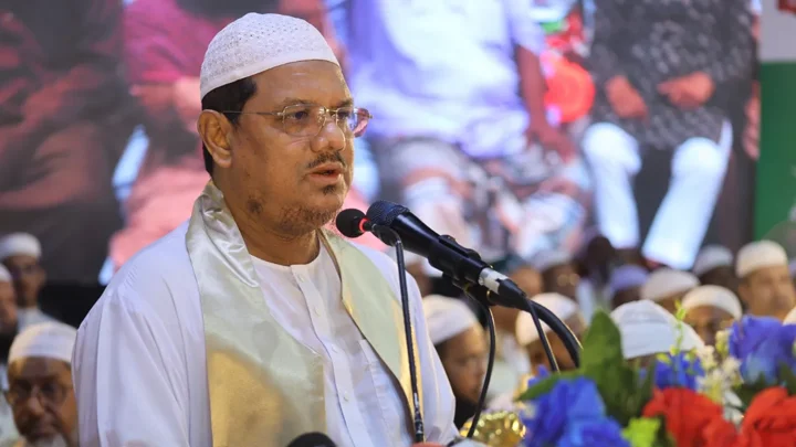 স্থানীয় নির্বাচনে চাঁদাবাজদের বর্জন করুন: চরমোনাই পীর