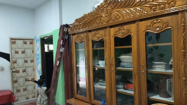 মাস্ক পরে প্রবাসীর স্ত্রীকে অস্ত্রের মুখে জিম্মি, স্বর্ণালংকার লুট