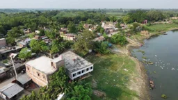 পাশাপাশি মসজিদ-মন্দির, সম্প্রীতির অনন্য দৃষ্টান্ত চুয়াডাঙ্গার এক গ্রাম