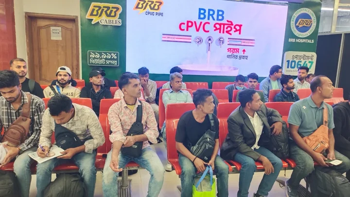 কম্বোডিয়া থেকে ফিরলেন আটক ৩৮ বাংলাদেশি, করবেন মামলা