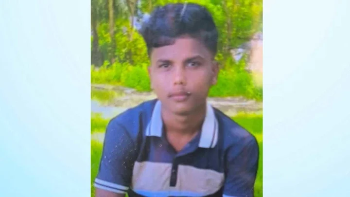 বন্ধুর ফোনে বাড়ি থেকে বের হয়েছিল তরুণ, পরে মিলল ঝুলন্ত মরদেহ
