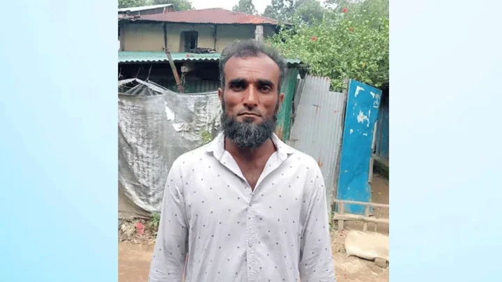 উখিয়া সীমান্তে মাইন বিস্ফোরণে যুবকের গোড়ালি বিচ্ছিন্ন