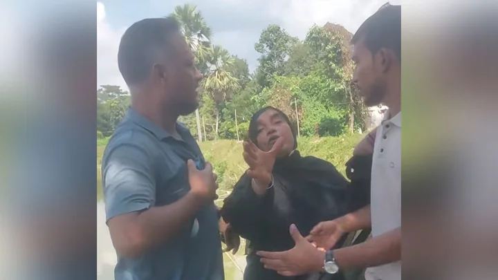 জমি কিনতে যাওয়া পথে অস্ত্র ঠেকিয়ে নারীর ২৫ লাখ টাকা ছিনতাই