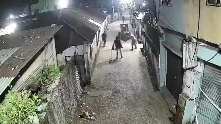 রাতে পথচারীর ব্যাগ ছিনতাই, সিসি ক্যামেরার ভিডিও ভাইরাল