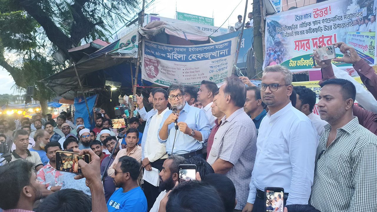 ৬ ঘণ্টা আগেই শেষ হচ্ছে ফটিকছড়িতে ৪৮ ঘণ্টার হরতাল