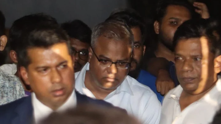 ‘চুয়েটে না ফেরার শর্তে’ ৩০ ঘণ্টা পর অবরুদ্ধ ভিসিকে উদ্ধার