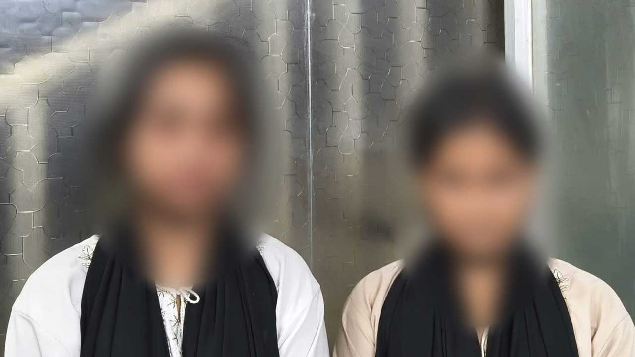 cumilla-madrasa-student