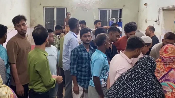 নরসিংদীতে দুই গ্রুপের সংঘর্ষে ২ যুবক গুলিবিদ্ধ