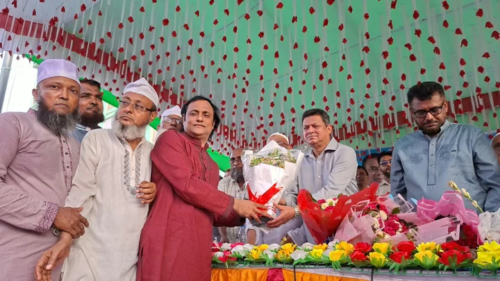 কুমিল্লায় তরিকত ফেডারেশন ও আ.লীগের ১৭০০ নেতাকর্মী বিএনপিতে যোগদানের দাবি