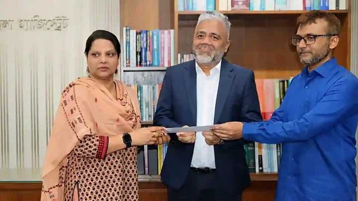 জেলা প্রশাসক ফরিদা খানমের উদ্যোগে বদলে গেল মুনিমের জীবন