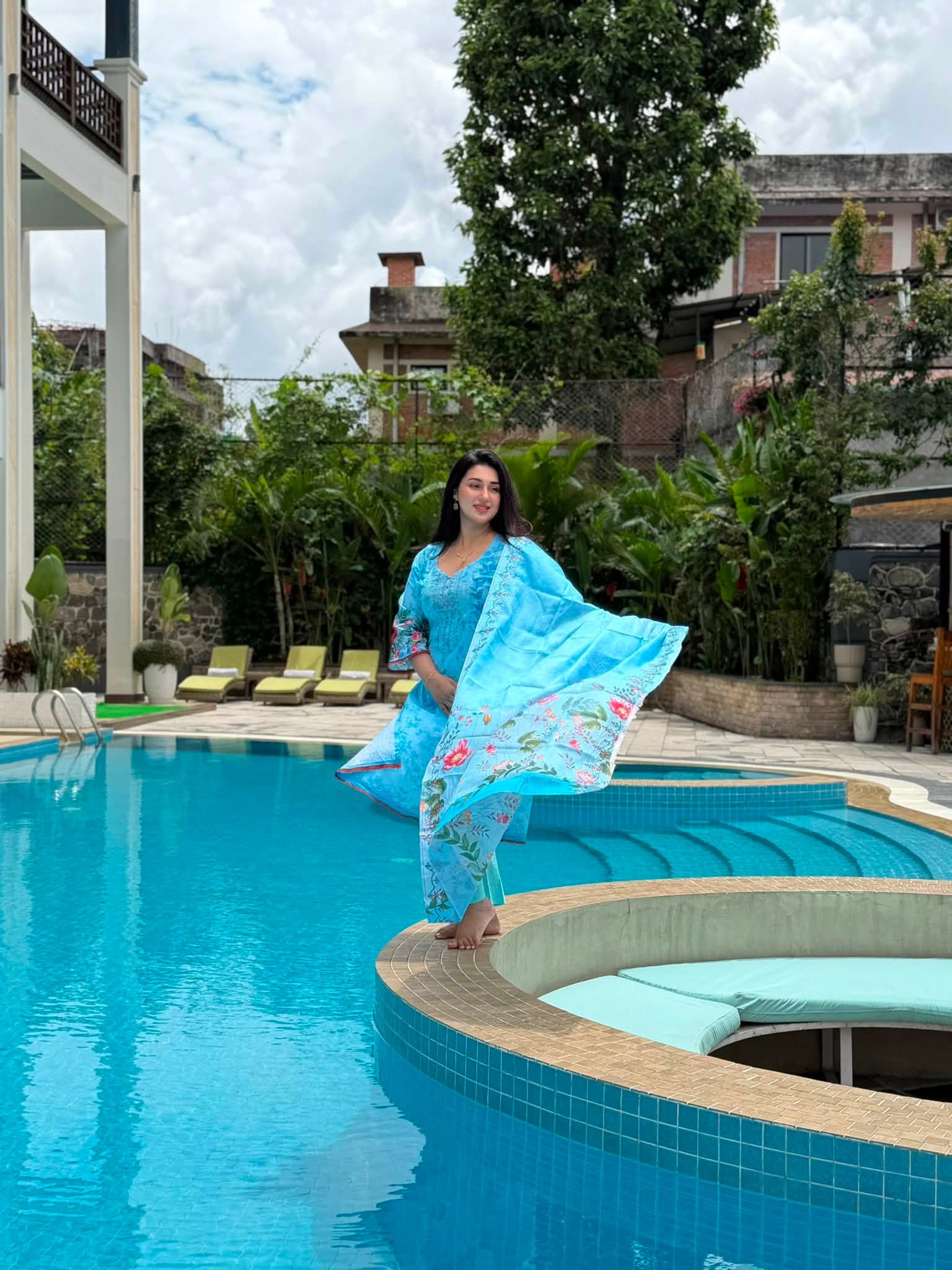 চিত্রনায়িকা অপু বিশ্বাস। ছবি: ফেসবুক থেকে নেওয়া