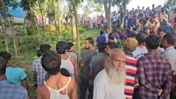রাতে অভিমান করে ঘর ছাড়েন রেজা, সকালে মিলল মরদেহ