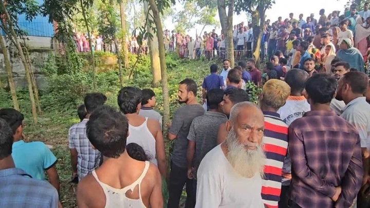 রাতে অভিমান করে ঘর ছাড়েন রেজা, সকালে মিলল মরদেহ