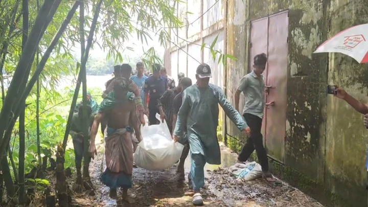সুরমা নদীতে ভাসছিল গলায় গামছা প্যাঁচানো যুবকের মরদেহ